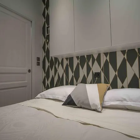 Notre Dame Paradis Latin Paryż