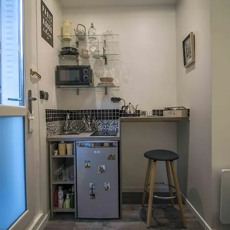 Pensjonat Notre Dame Paradis Latin Paryż