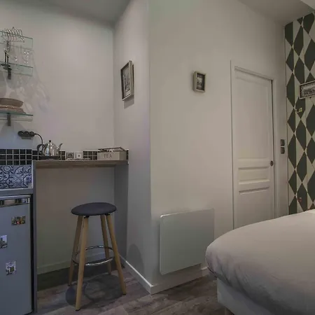 Pensjonat Notre Dame Paradis Latin Paryż