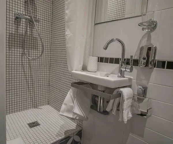 Notre Dame Paradis Latin 3* París