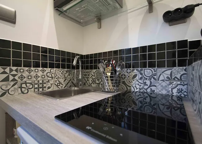 Pensión Notre Dame Paradis Latin París